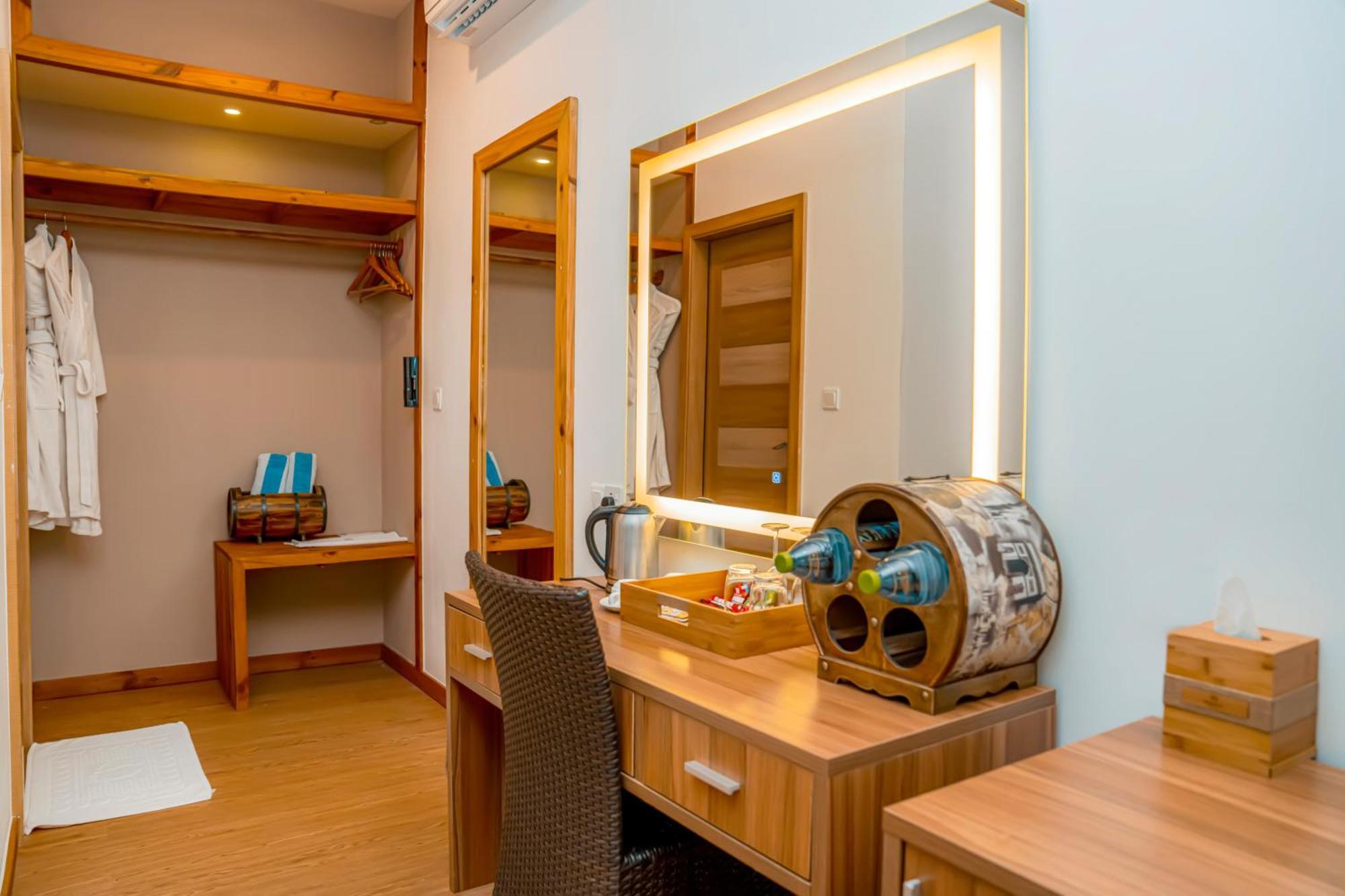 Brennia Kottefaru Maldives Hotel Eksteriør billede